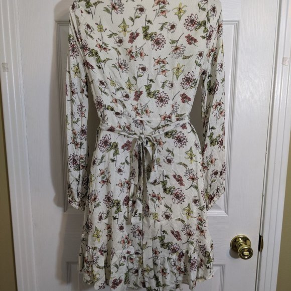 Taylor & Sage Floral Wrap Long Sleeve Ruffled Tier Hem Dress - size XS NWT - Picture 2 of 14